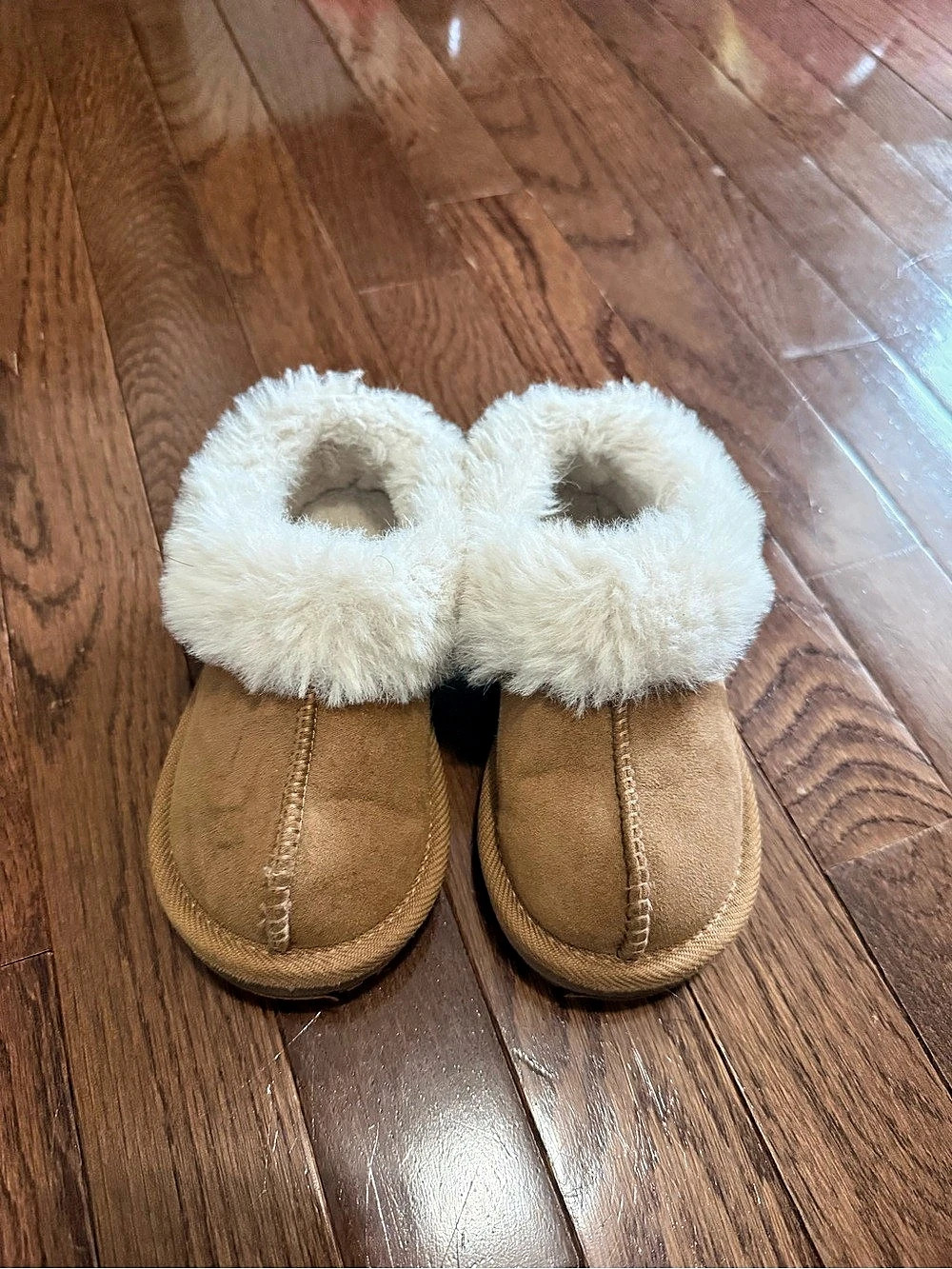 Cat & Jack Faux Fur Trim Brown & Cream Slip Ons